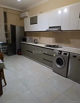 Kirayə verilir 3 otaqlı mənzil 100 m² — Bakı, Nərimanov 3 otaq 100.00 m²