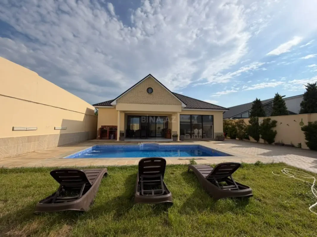 Kirayə verilir 4 otaqlı həyət evi 220 m²