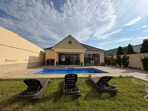 Kirayə verilir 4 otaqlı həyət evi 220 m² — Bakı, Şüvəlan 4 otaq 220.00 m²