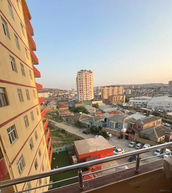 Kirayə verilir 2 otaqlı mənzil 80 m²