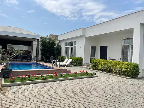 Kirayə verilir 4 otaqlı həyət evi 210 m² — Bakı, Mərdəkan 4 otaq 210.00 m²