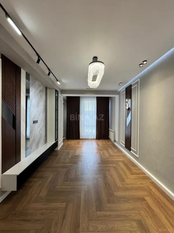 Satılır 3 otaqlı mənzil 98 m²