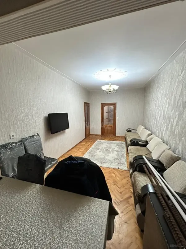 Kirayə verilir 2 otaqlı mənzil 50 m²