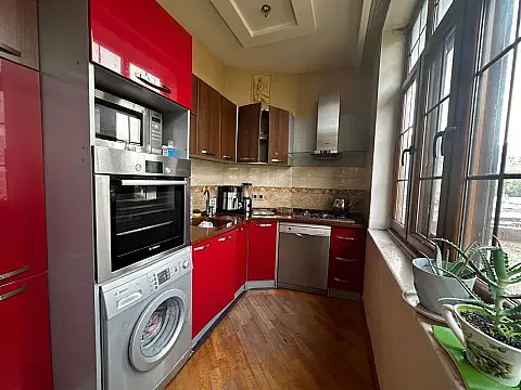 Kirayə verilir 3 otaqlı mənzil 100 m² — Bakı 3 otaq 100.00 m²