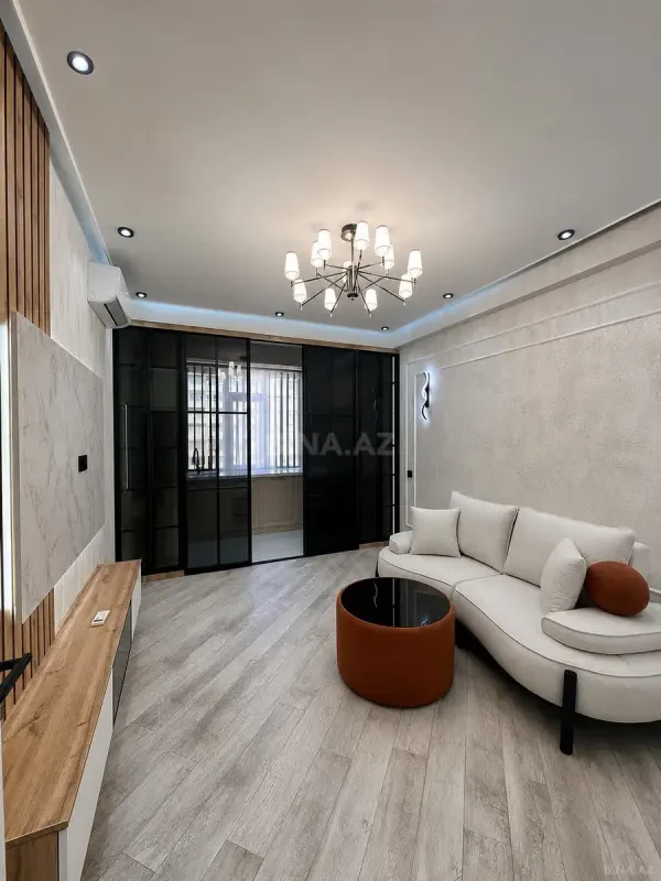 Satılır 2 otaqlı mənzil 55 m²