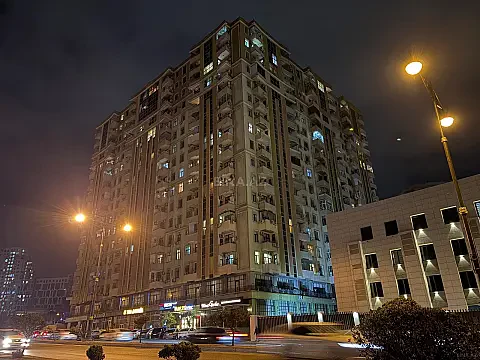 Kirayə verilir 1 otaqlı mənzil 30 m² — Bakı, İnşaatçılar 1 otaq 30.00 m²