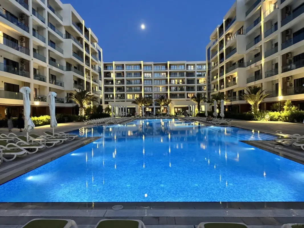 Kirayə verilir 2 otaqlı mənzil 98 m²
