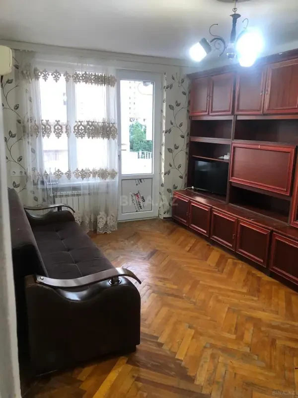 Kirayə verilir 2 otaqlı mənzil 55 m²
