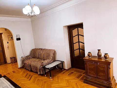 Kirayə verilir 2 otaqlı mənzil 70 m² — Bakı 2 otaq 70.00 m²
