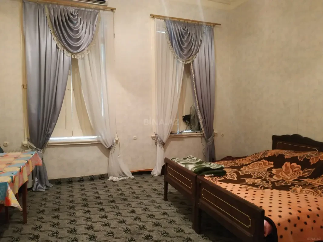 Kirayə verilir 2 otaqlı mənzil 73 m²