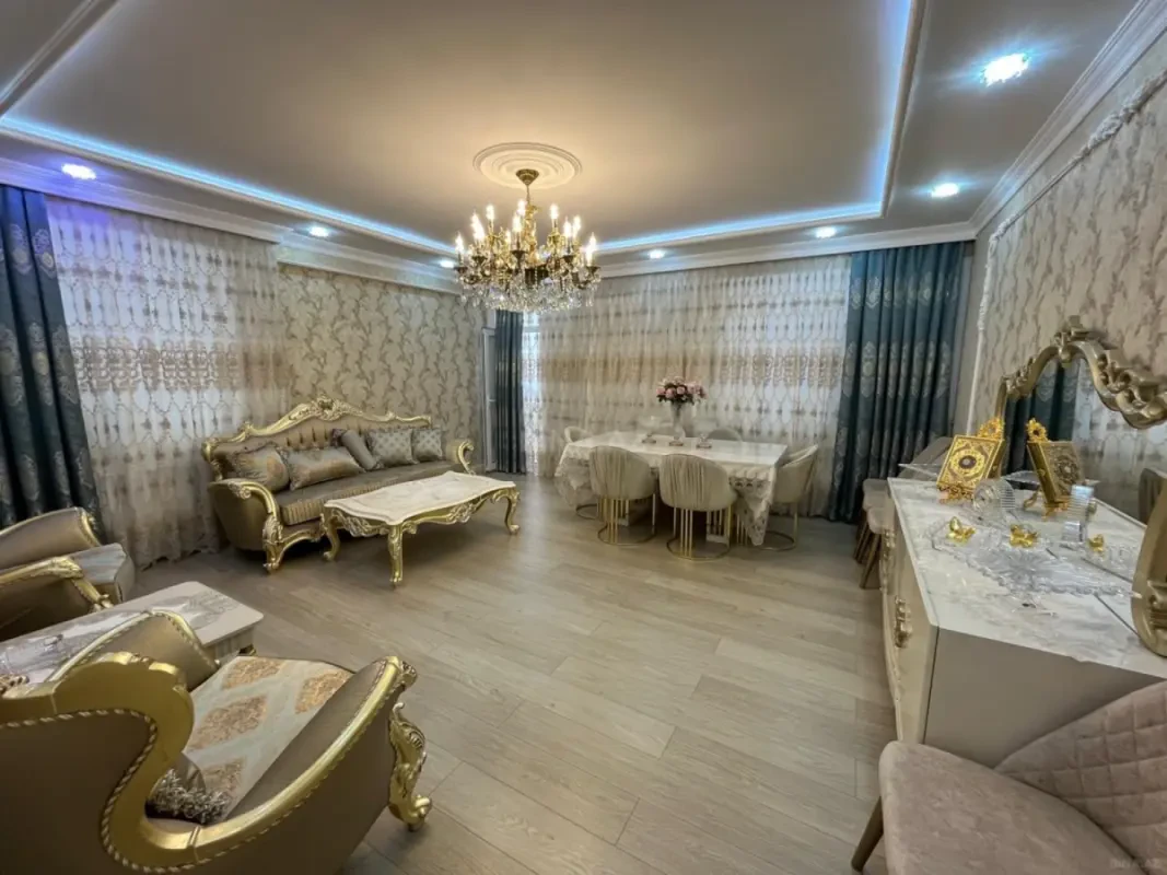 Satılır 3 otaqlı mənzil 152 m²