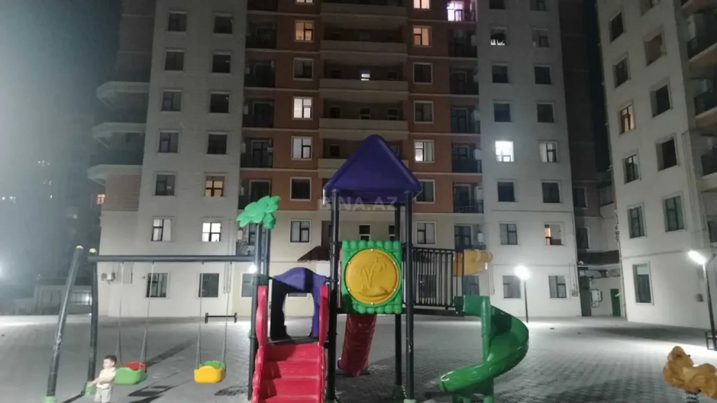 Kirayə verilir 3 otaqlı mənzil 90 m²