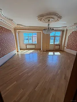 Kirayə verilir 3 otaqlı mənzil 117 m² — Bakı 3 otaq 117.00 m²
