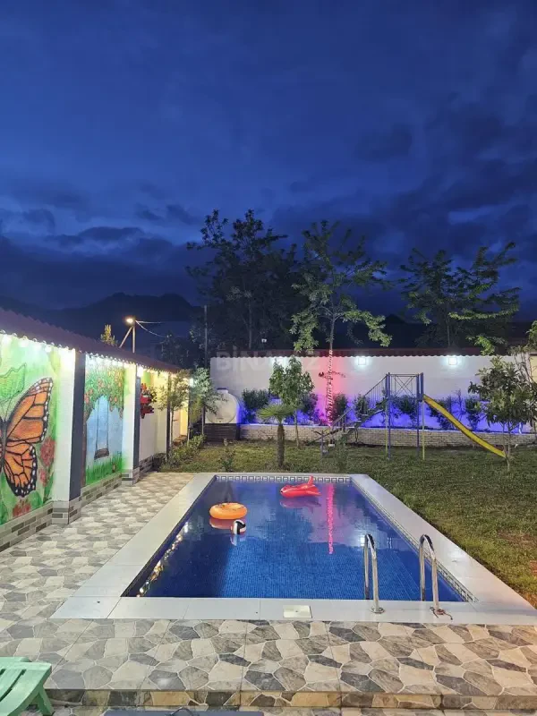 Kirayə verilir 7 otaqlı həyət evi 220 m²