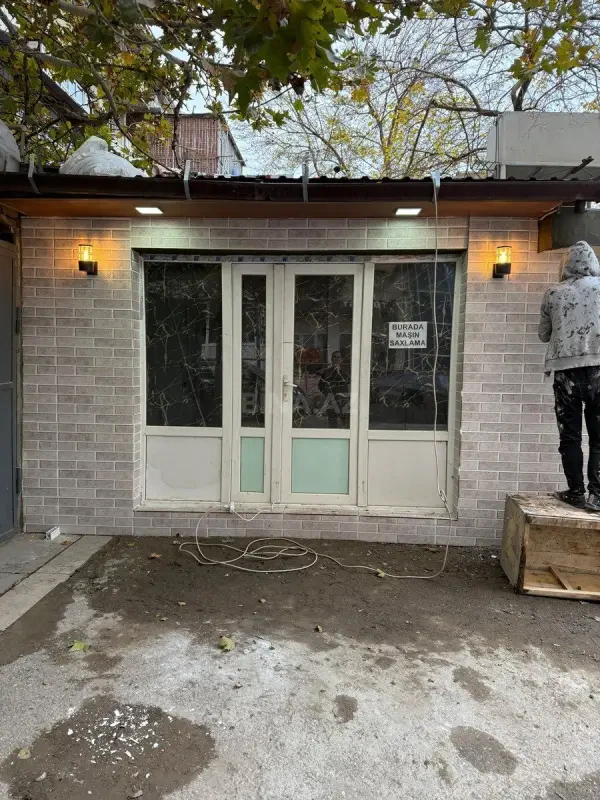 Kirayə verilir 1 otaqlı ofis 20 m²