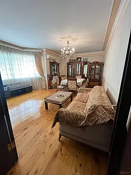 Kirayə verilir 3 otaqlı mənzil 100 m² — Bakı 3 otaq 100.00 m²