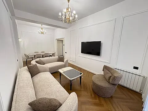 Kirayə verilir 2 otaqlı mənzil 100 m² — Bakı 2 otaq 100.00 m²
