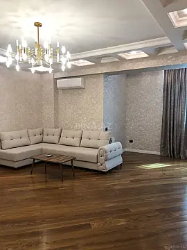 Kirayə verilir 3 otaqlı mənzil 150 m² — Bakı, Nərimanov 3 otaq 150.00 m²