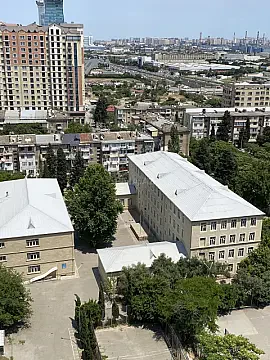Kirayə verilir 2 otaqlı mənzil 90 m² — Bakı, Nərimanov 2 otaq 90.00 m²