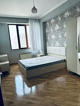 Kirayə verilir 2 otaqlı mənzil 76 m² — Bakı 2 otaq 76.00 m²