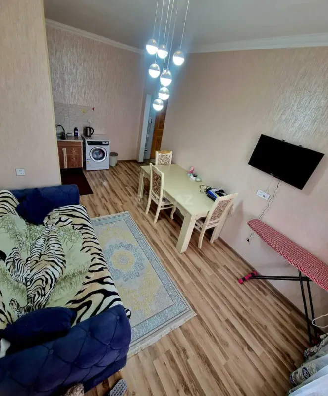 Kirayə verilir 2 otaqlı mənzil 52 m²