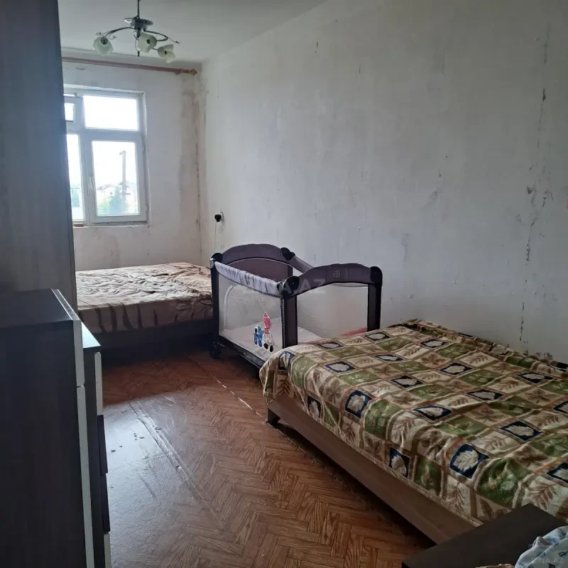 Satılır 2 otaqlı mənzil 42 m²