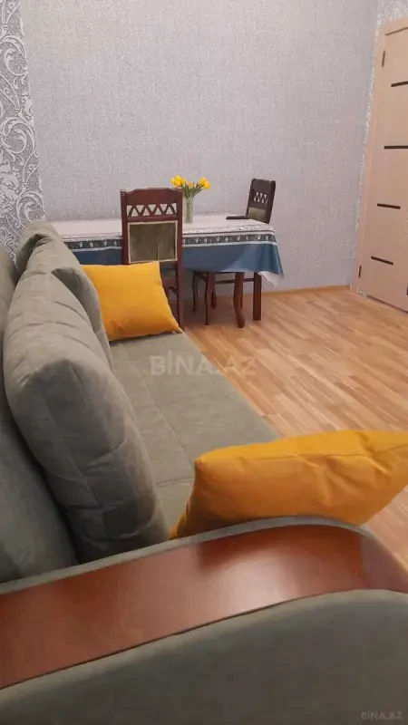 Kirayə verilir 2 otaqlı mənzil 55 m²