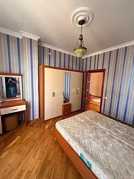 Kirayə verilir 3 otaqlı mənzil 90 m² — Bakı 3 otaq 90.00 m²