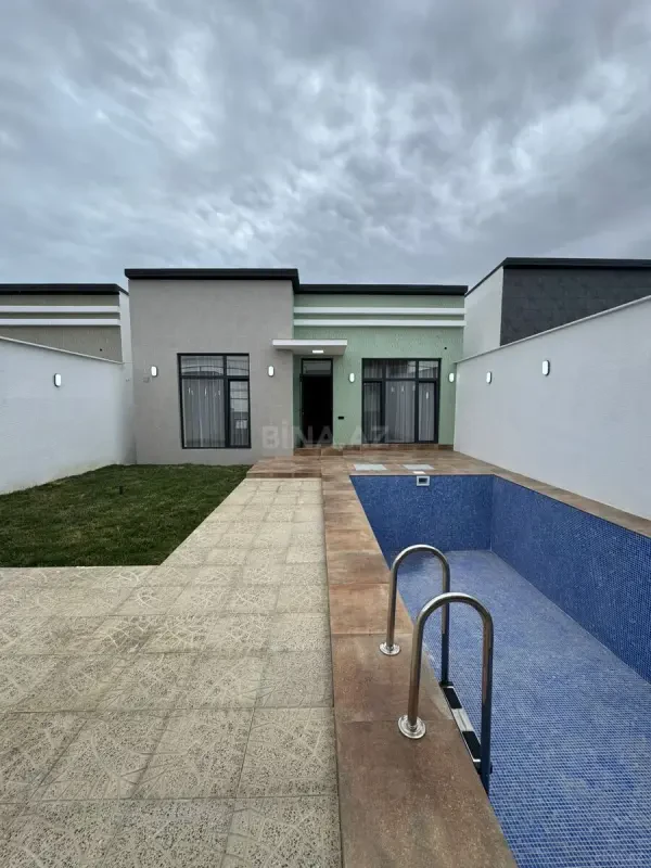 Satılır 4 otaqlı həyət evi 150 m²
