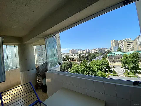 Kirayə verilir 3 otaqlı mənzil 140 m² — Bakı 3 otaq 140.00 m²