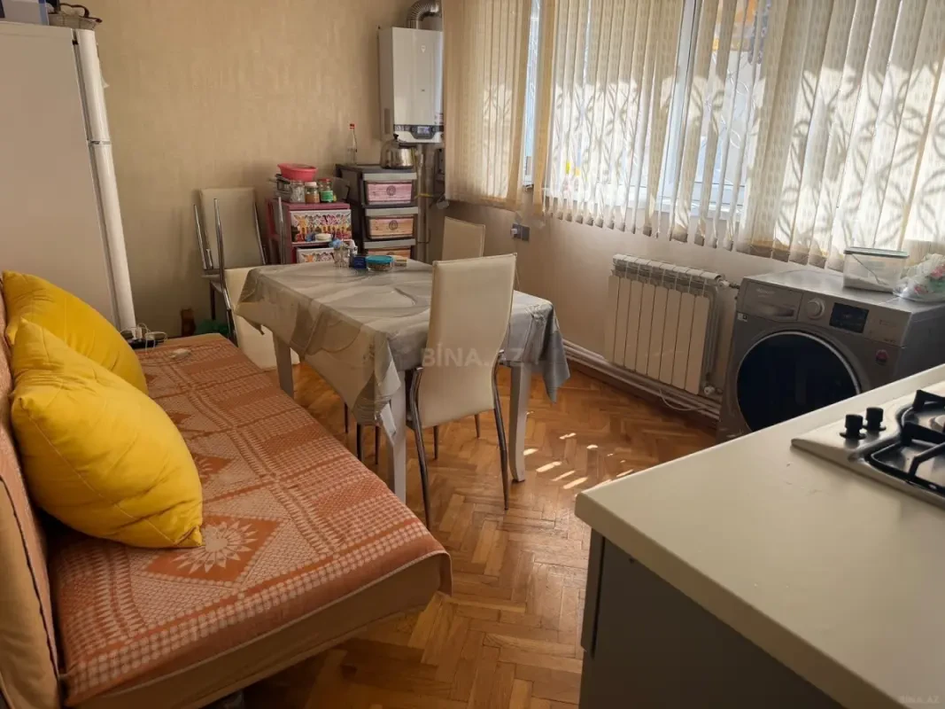Kirayə verilir 3 otaqlı mənzil 110 m²