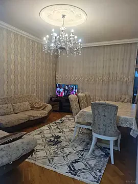 Kirayə verilir 2 otaqlı mənzil 70 m² — Bakı 2 otaq 70.00 m²