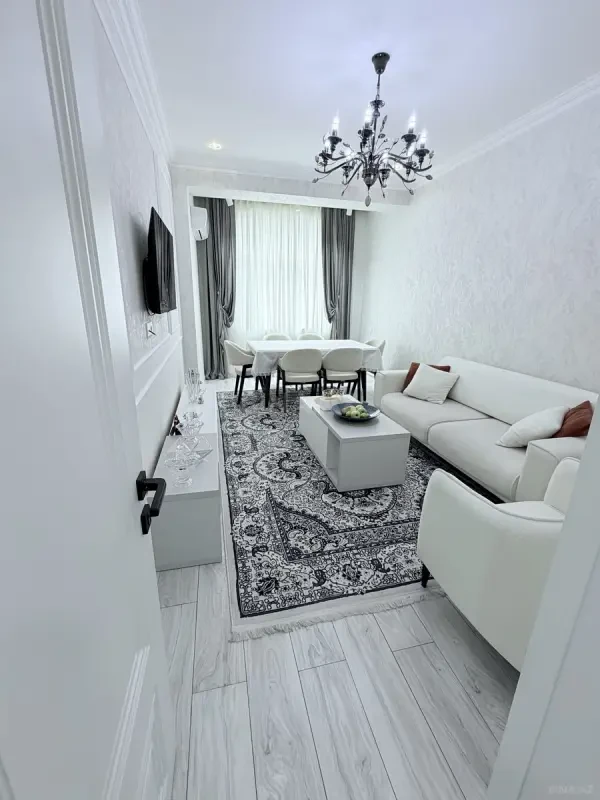 Satılır 2 otaqlı mənzil 55 m²