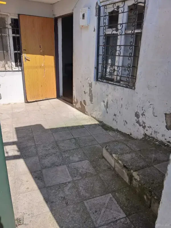 Kirayə verilir 2 otaqlı həyət evi 45 m²