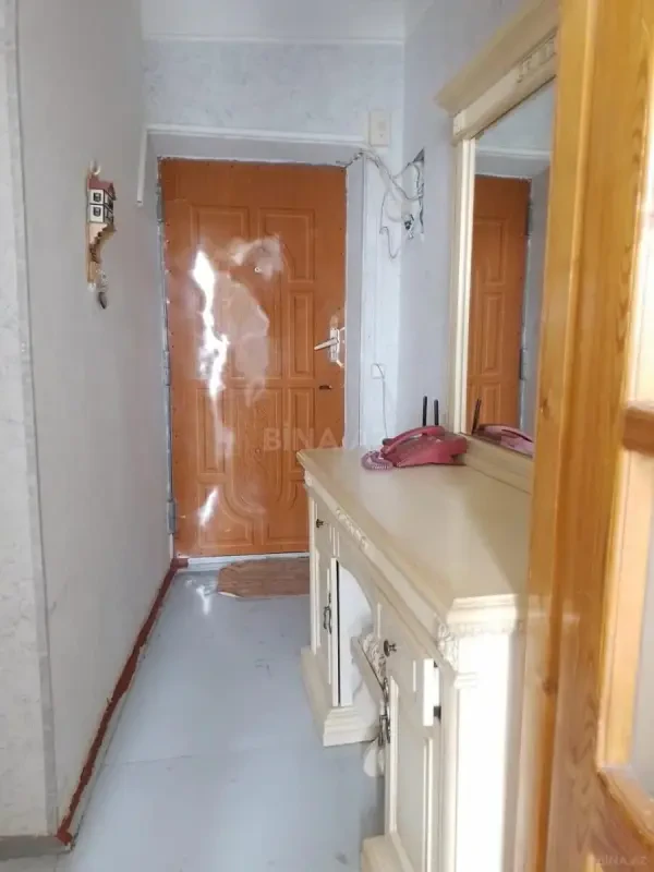 Satılır 1 otaqlı mənzil 35 m²