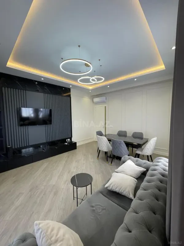 Kirayə verilir 3 otaqlı mənzil 119 m²