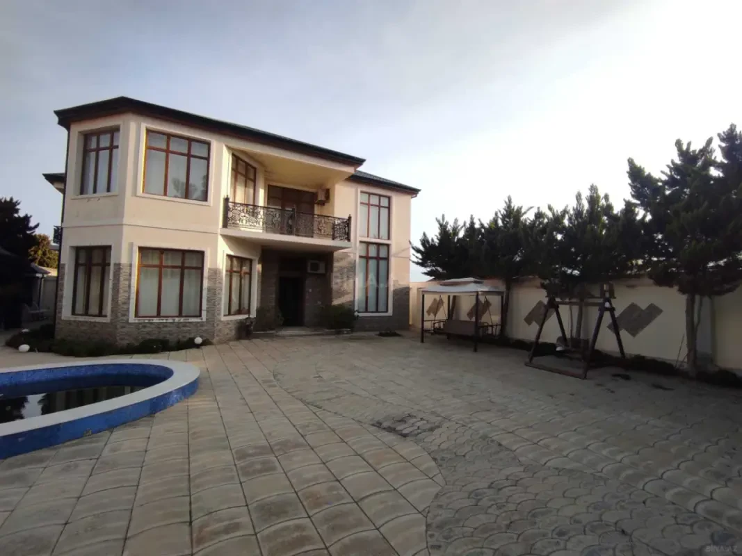 Kirayə verilir 5 otaqlı həyət evi 280 m²
