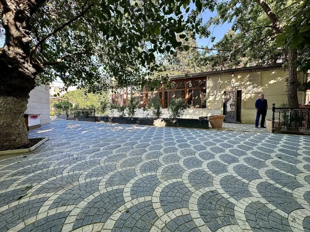 Kirayə verilir obyekt 150 m²