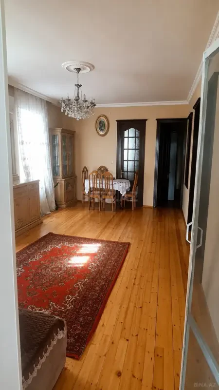 Kirayə verilir 3 otaqlı həyət evi 300 m²