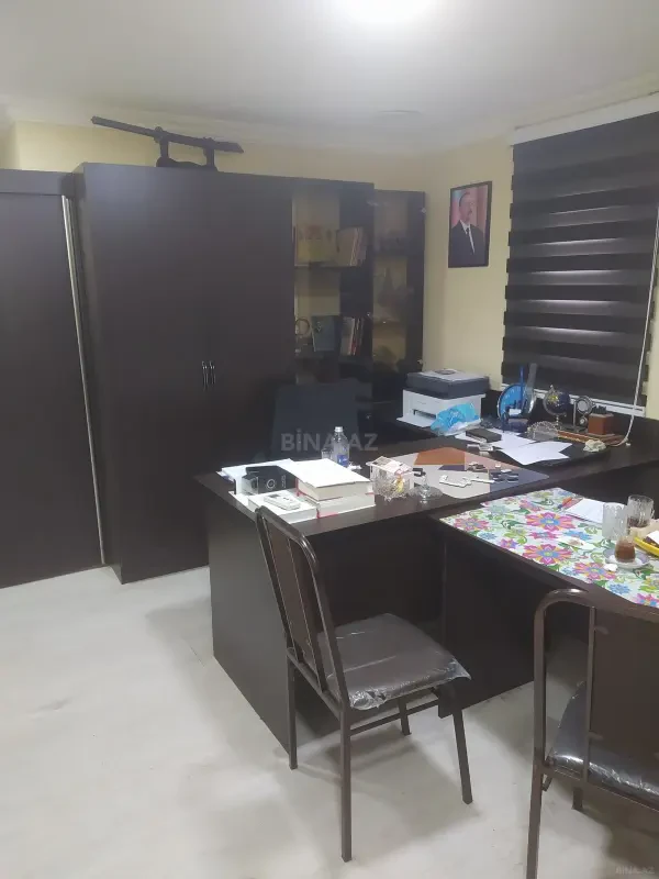 Kirayə verilir 3 otaqlı ofis 70 m²