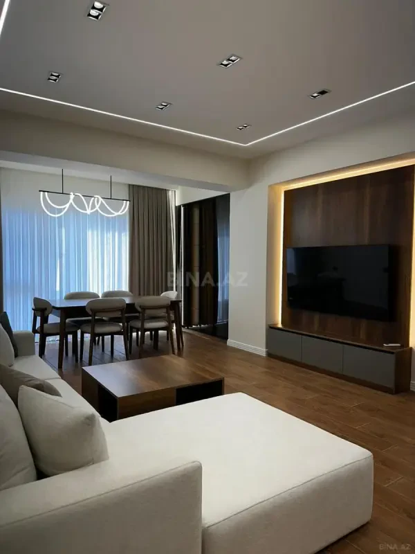 Kirayə verilir 3 otaqlı mənzil 120 m²