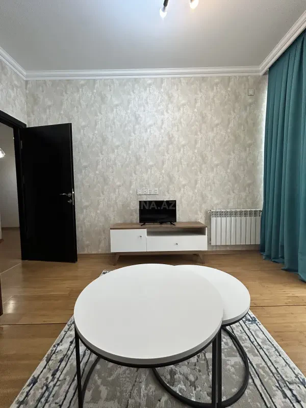 Kirayə verilir 2 otaqlı mənzil 50 m²