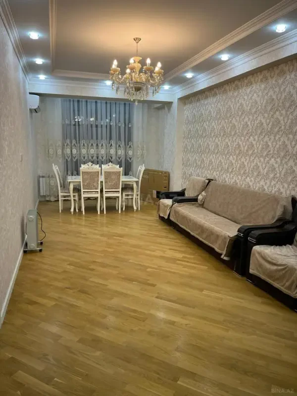 Kirayə verilir 3 otaqlı mənzil 120 m²