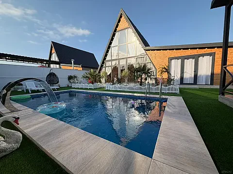 Kirayə verilir 3 otaqlı həyət evi 200 m² — Quba 3 otaq 200.00 m²
