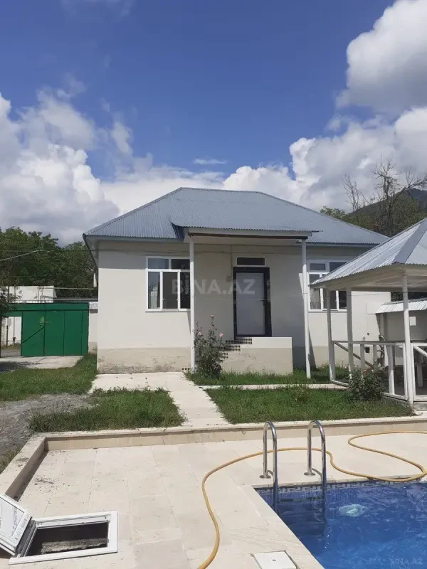 Kirayə verilir 3 otaqlı həyət evi 80 m²