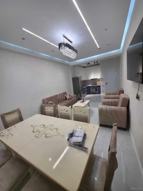 Kirayə verilir 3 otaqlı mənzil 110 m²
