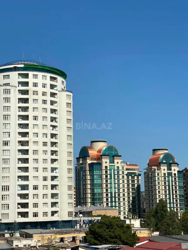 Kirayə verilir 3 otaqlı mənzil 150 m²