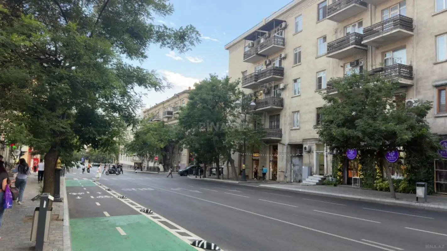 Kirayə verilir 3 otaqlı mənzil 100 m²