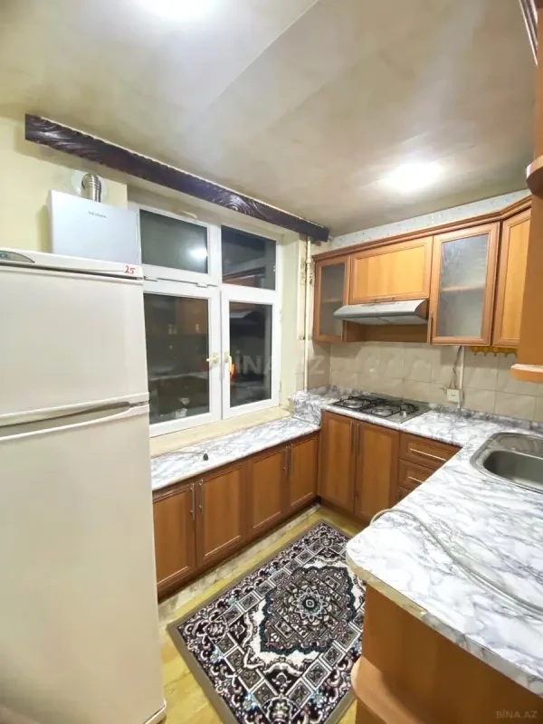 Kirayə verilir 2 otaqlı mənzil 68 m²