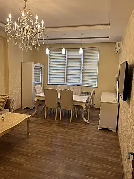 Kirayə verilir 3 otaqlı mənzil 88 m² — Bakı 3 otaq 88.00 m²